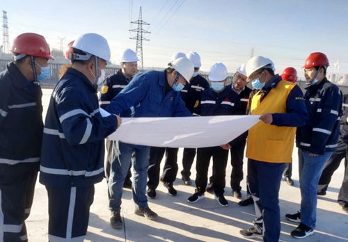 王大真到新疆宜化、新疆宜化礦業(yè)走訪慰問(wèn)干部職工(圖3)