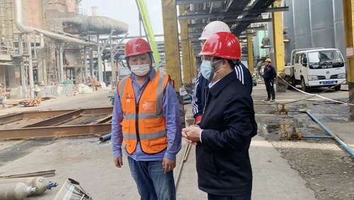 王大真到股份公司檢修現場檢查指導工作(圖1)