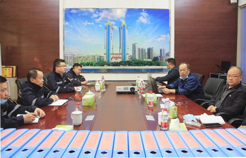 新疆天運順利通過二級安全生產(chǎn)標準化驗收(圖1) 新疆天運順利通過二級安全生產(chǎn)標準化驗收(圖1)