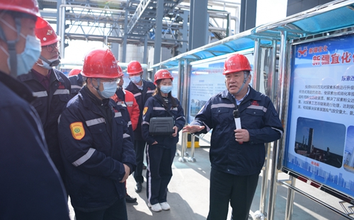 袁衛東率領宜昌市黨政代表團到新疆宜化調研指導(圖2) 袁衛東率領宜昌市黨政代表團到新疆宜化調研指導(圖2)