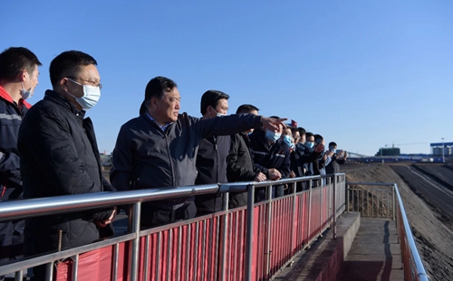 袁衛東率領宜昌市黨政代表團到新疆宜化調研指導(圖1) 袁衛東率領宜昌市黨政代表團到新疆宜化調研指導(圖1)