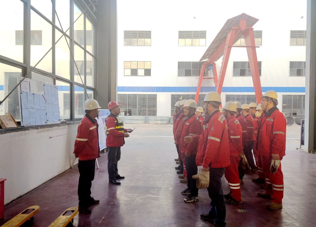 設備制造分公司開展制作工實操培訓(圖2) 設備制造分公司開展制作工實操培訓(圖2)