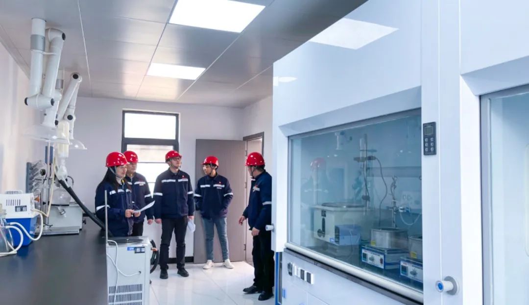 【三八特輯】科技研發(fā)公司梁慎平：篤行不怠勤耕耘，立足崗位勇?lián)?圖6)