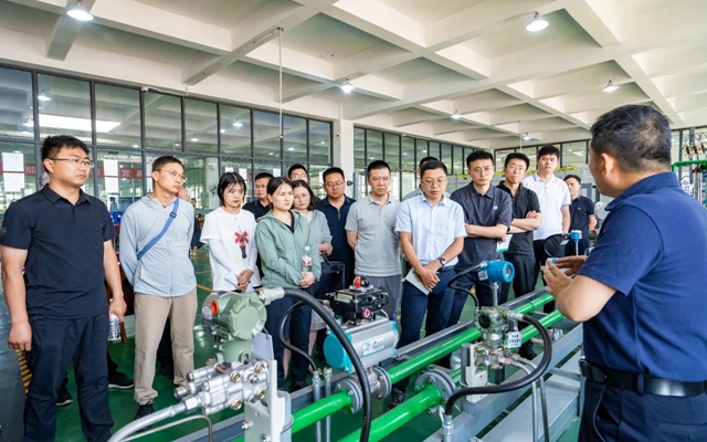 應急管理人員齊聚宜化職業培訓中心 共筑?；袠I安全防線