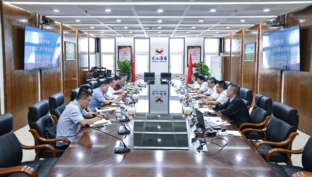 中國天辰董事長焦在月、總經理梁軍湘一行到訪宜化集團