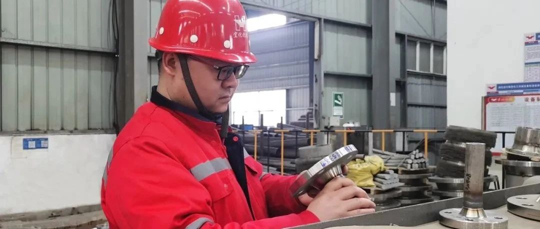 【管理標(biāo)兵】化機(jī)公司黃亞華：扎根一線勤鉆研，履職盡責(zé)勇?lián)?dāng)